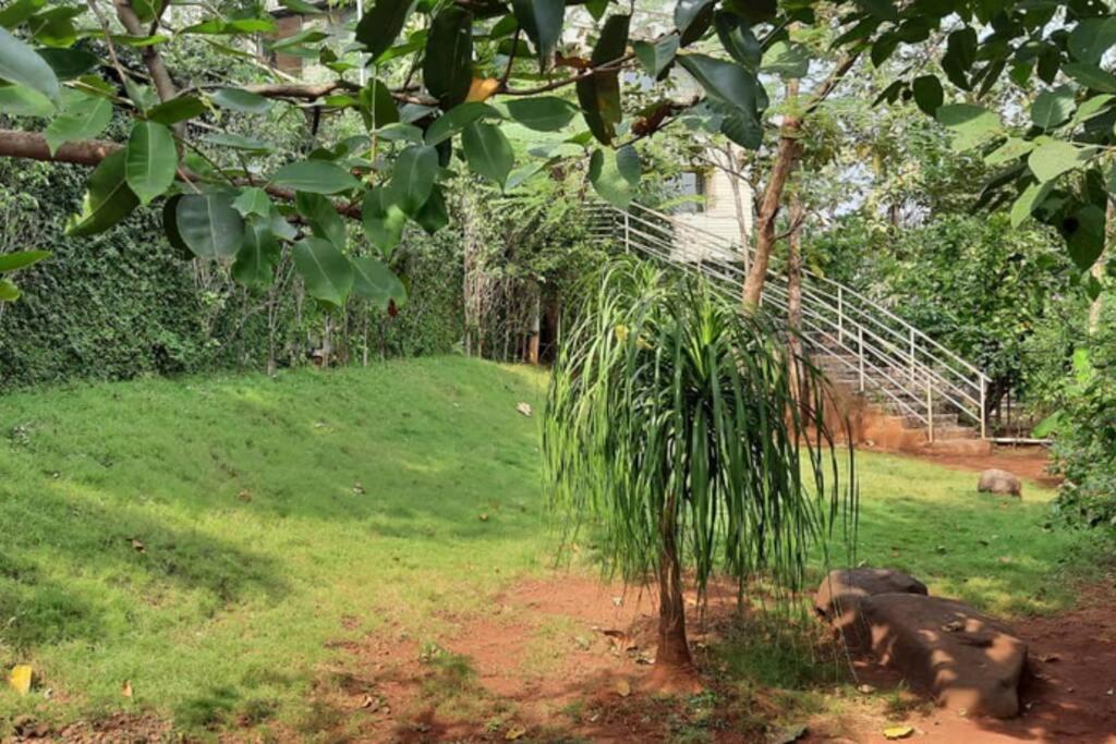 Karjat Villa Exterior foto