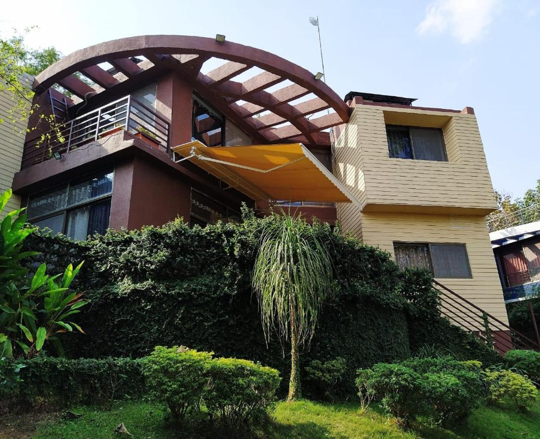 Karjat Villa Exterior foto