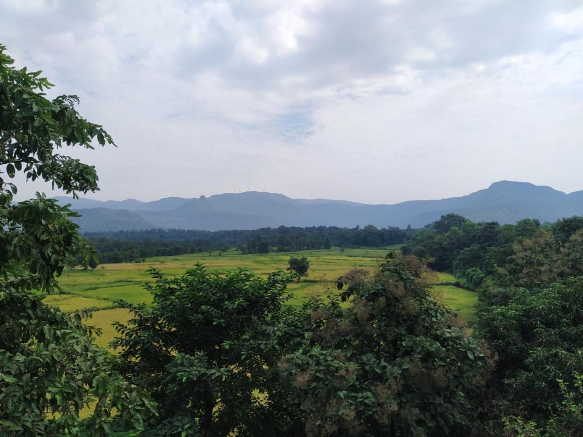 Karjat Villa Exterior foto